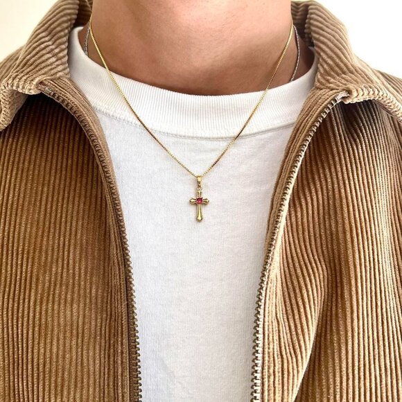 y2k style gold chain link small cross jesus necklace - Picture 6 of 7